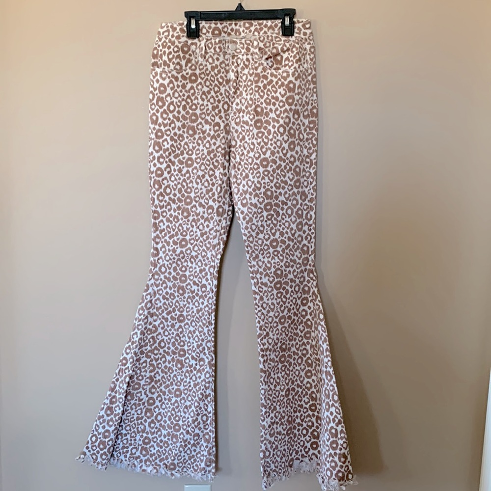 Flared Jeans Bell Bottom Denim Pants / Denim Flares - Size Medium Leopard Print